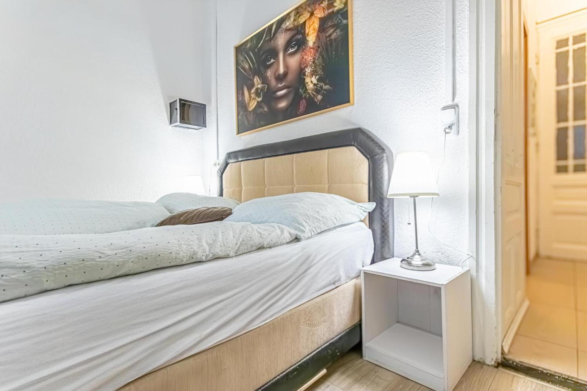 Chic Apartment- Suitable For Longstays Near Matzleinsforferplatz Wenen Buitenkant foto