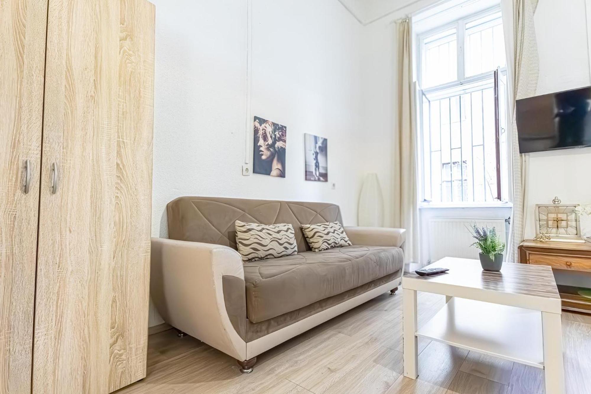 Chic Apartment- Suitable For Longstays Near Matzleinsforferplatz Wenen Buitenkant foto