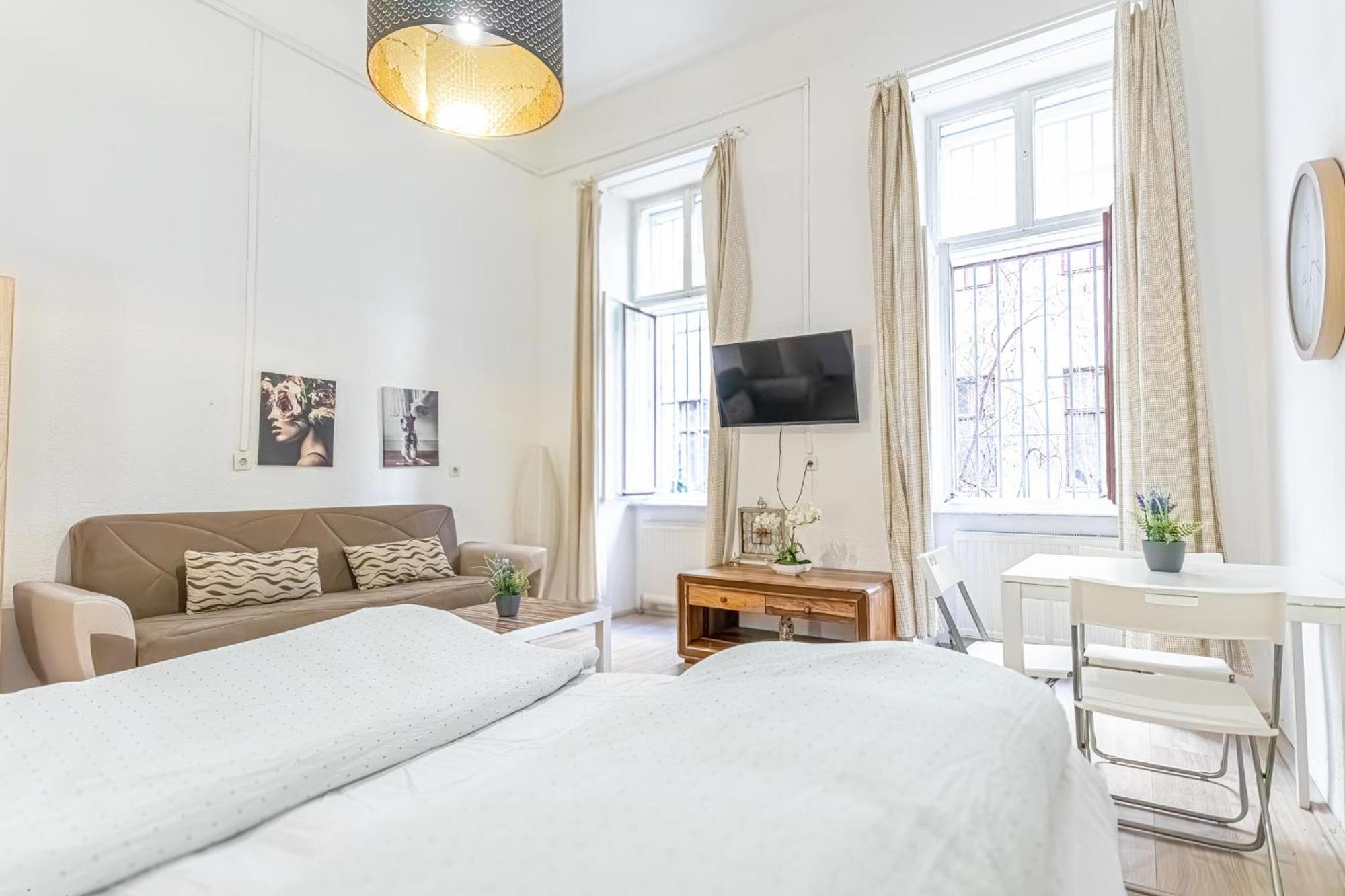 Chic Apartment- Suitable For Longstays Near Matzleinsforferplatz Wenen Buitenkant foto