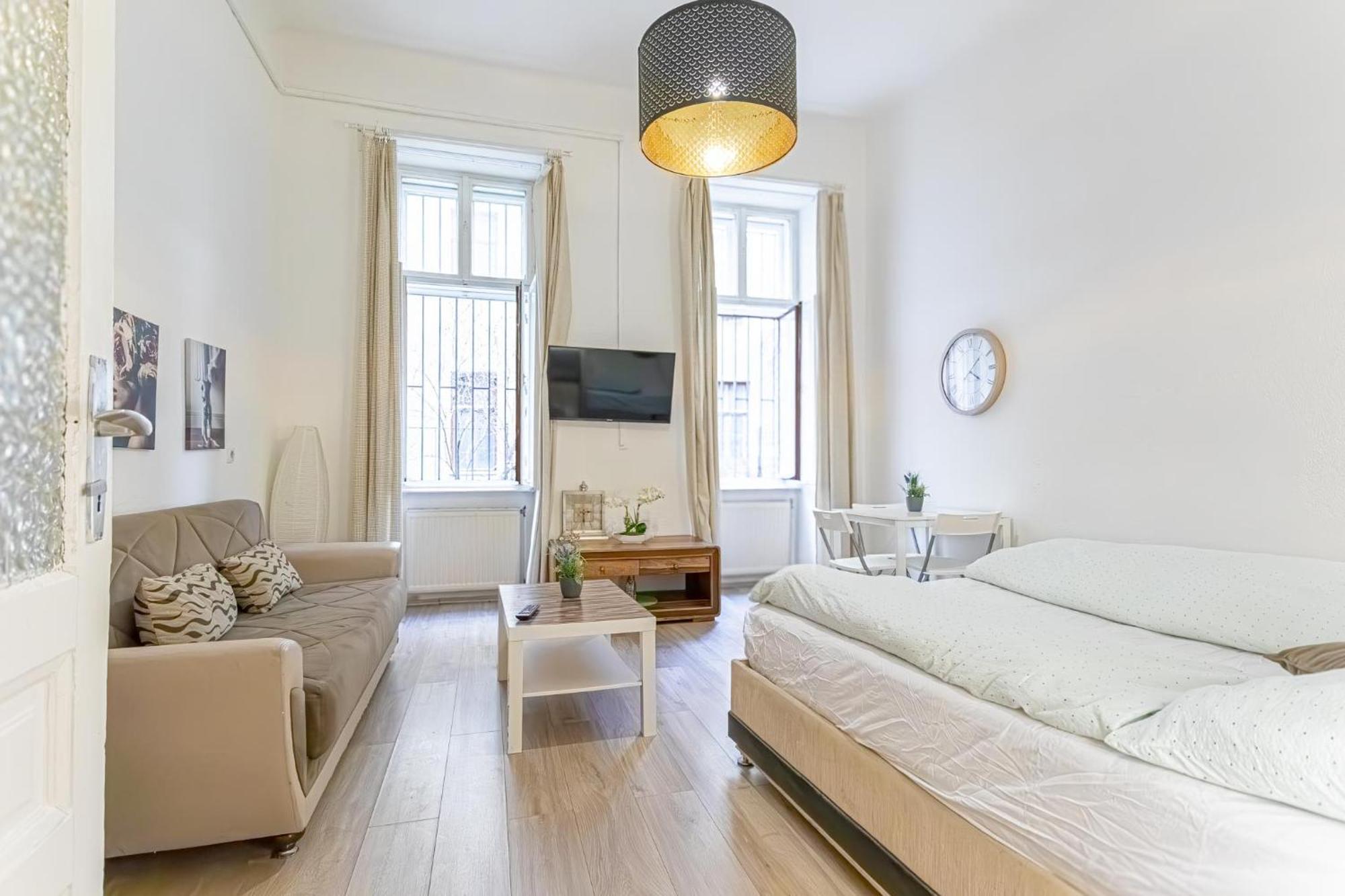 Chic Apartment- Suitable For Longstays Near Matzleinsforferplatz Wenen Buitenkant foto