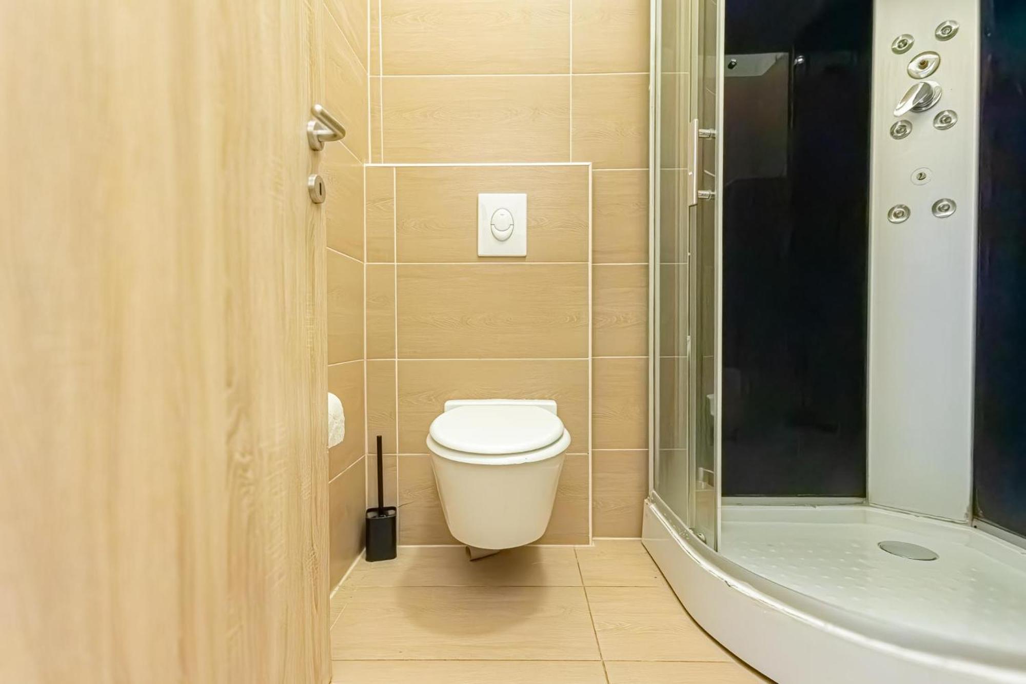 Chic Apartment- Suitable For Longstays Near Matzleinsforferplatz Wenen Buitenkant foto